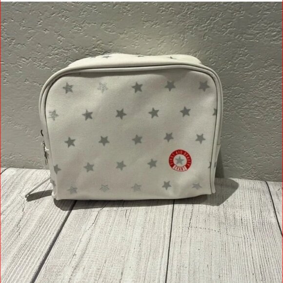 NWT FAB First Aid Beauty White Cosmetic Bag With Silver Stars - Picture 1 of 8